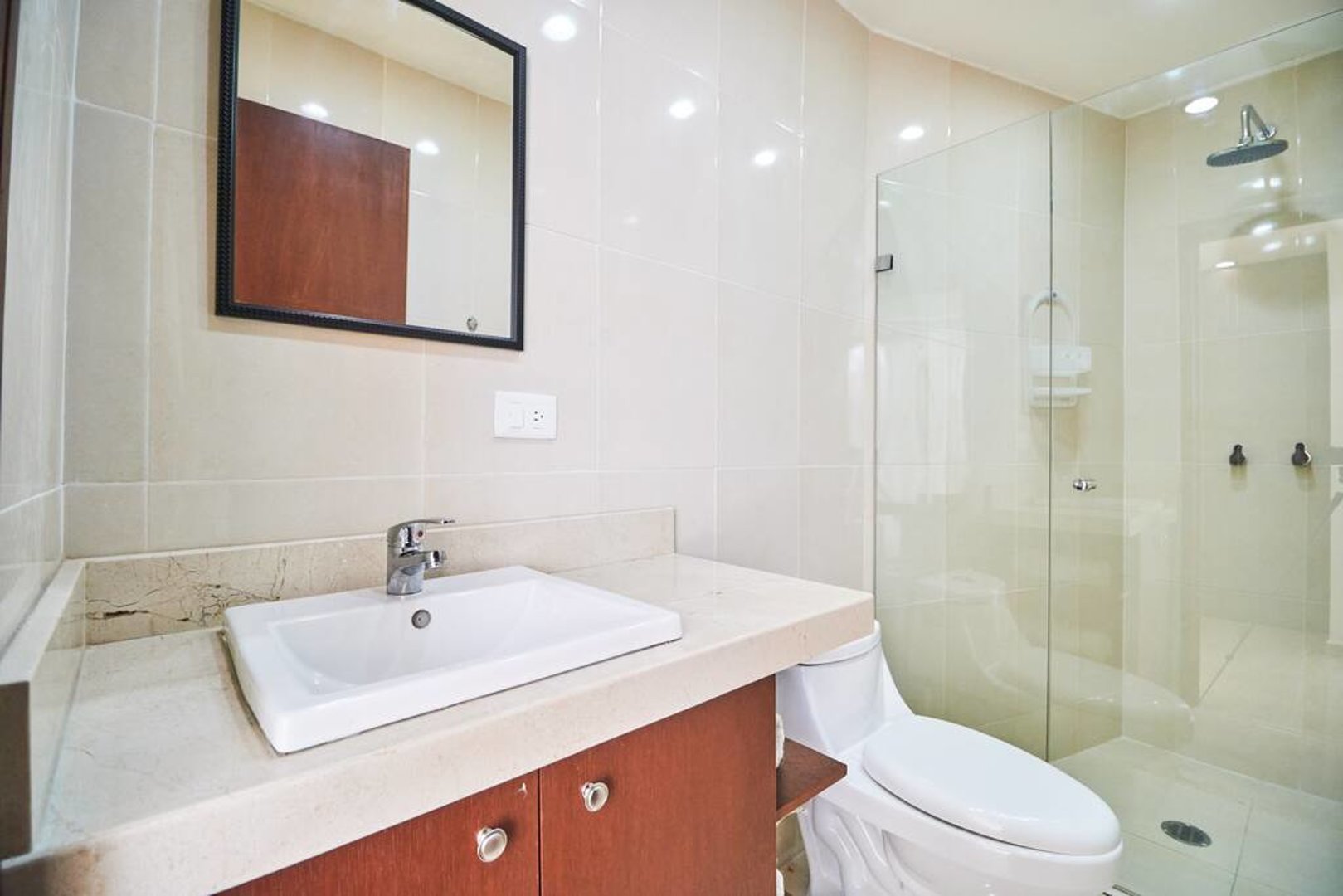 Cave Apartments Mexico / Napoleon Meble - 8